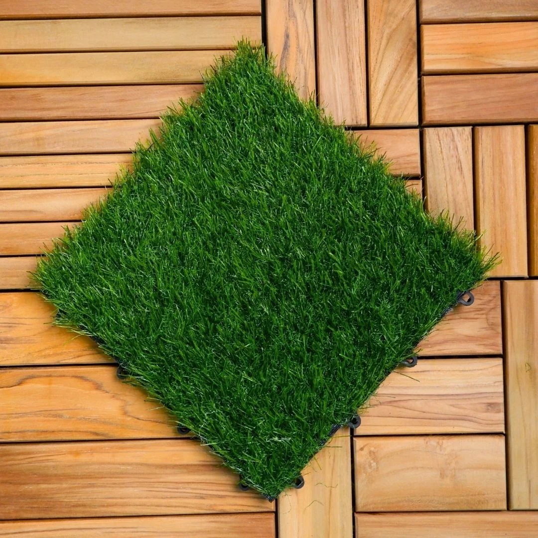 Decking Tile Lantai Rumput Sintetis 28x28cm Tahan Air 3 Decking Tile Lantai Rumput Sintetis 28x28cm Tahan Air