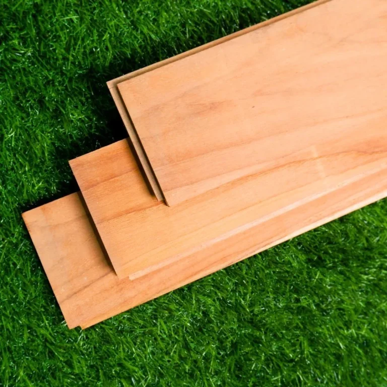 Parket jati terpasang