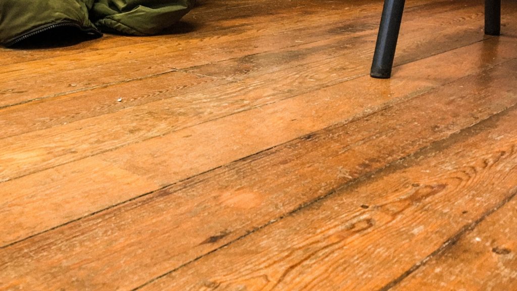 Faktor Yang Mempengaruhi Umur Pakai Decking Bengkirai