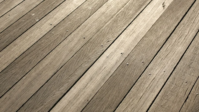 Cara Membersihkan Decking Tile Kayu Jati dengan Benar agar Awet dan Tidak Mudah Kusam (1)-converted-from-jpg
