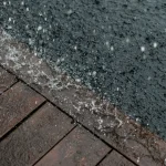 Seberapa Kuat Ketahanan Decking Terhadap Paparan Hujan dan Panas? Ini Faktanya dan Cara Merawatnya